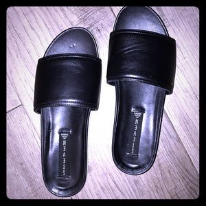 Steve Madden shoes slip on